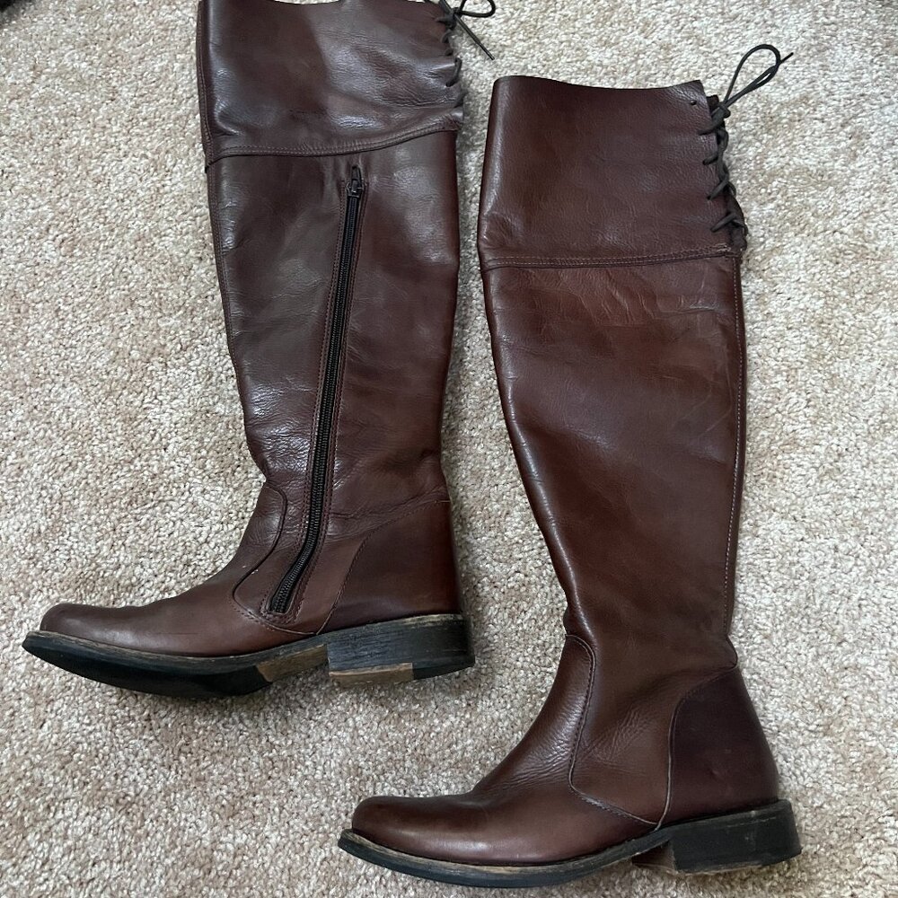 Steve Madden Knee-High Leather Boots